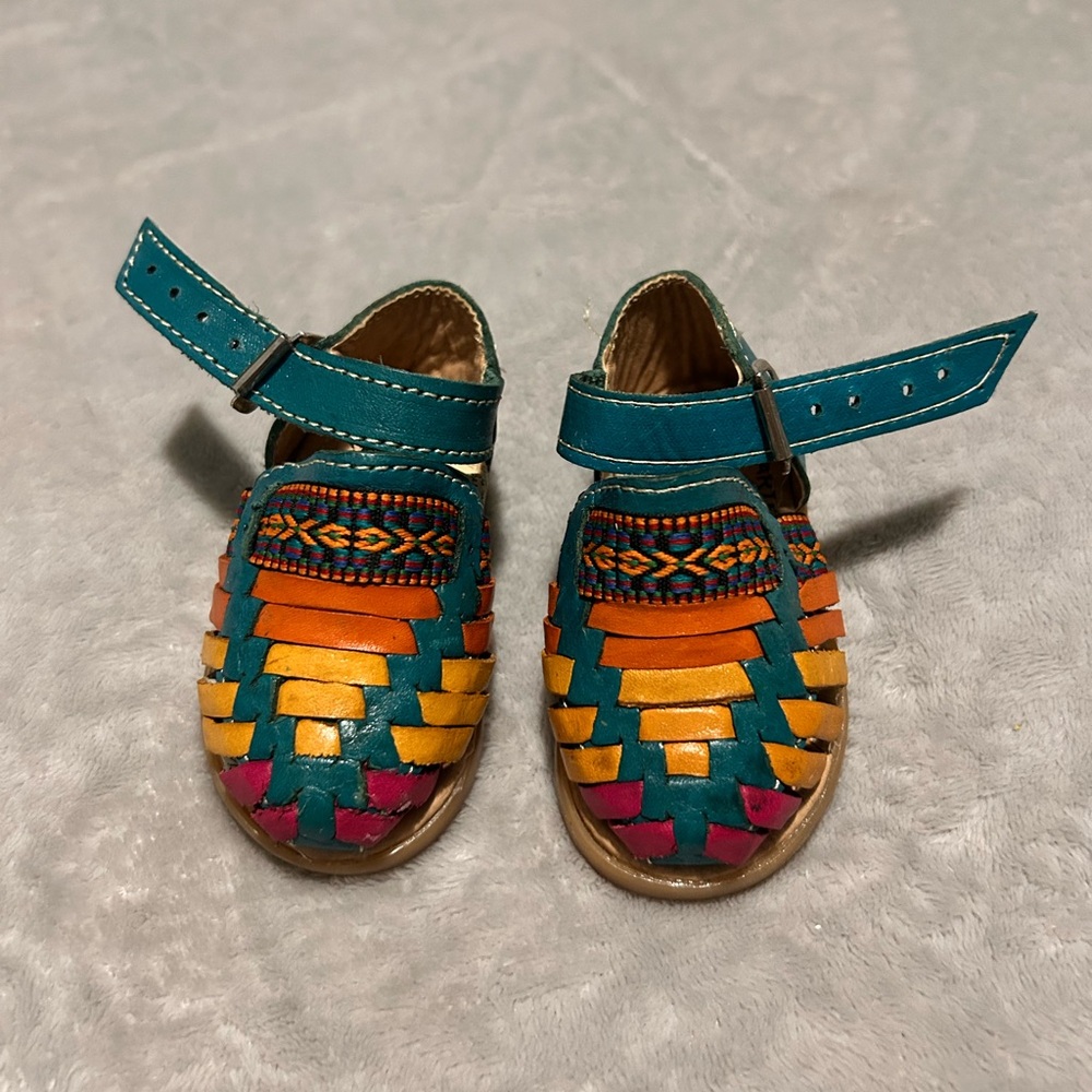 Artesanias Ceja Teal and Multicolor Sandals